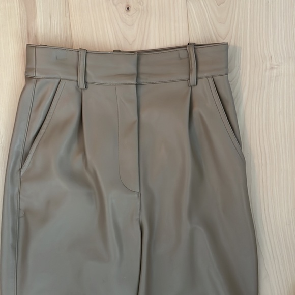 H&M Pleather High Wasted Cropped Pants - Picture 2 of 4